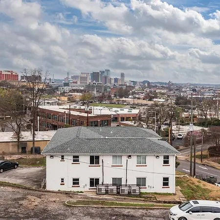 Vulcans Hideout / Colorful C1 Birmingham Exterior photo